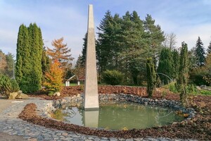 přírodní jezírko